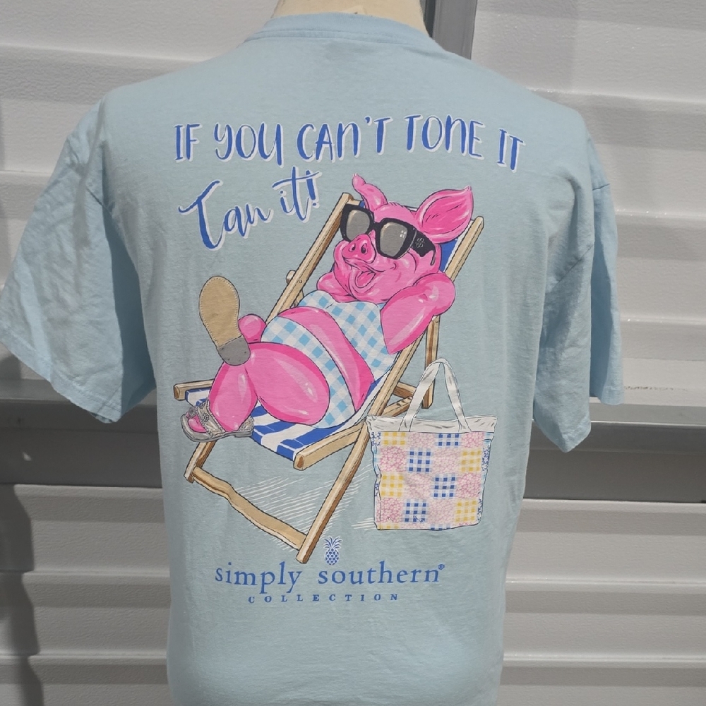 Simply Southern Light Blue Pig Relaxation Tee Size Large